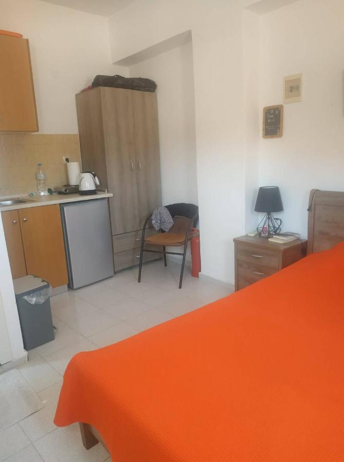 Spiros Apartments Livadia  Ngoại thất bức ảnh